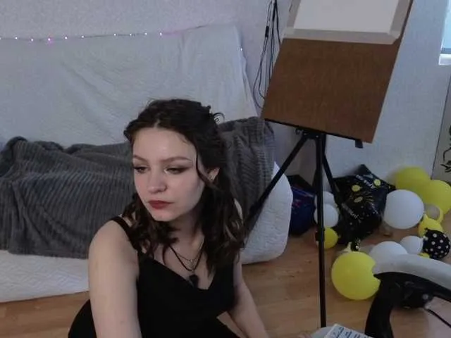 monicaerotic Image 6