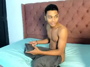 boys_hotparty Image 12