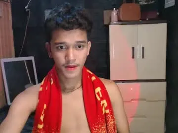 ken_bigcockxx's Thumb Image