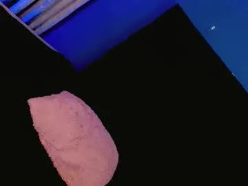 sexynazaa's Thumb Image