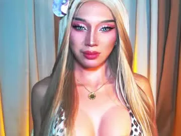 urgoddess_bella's Thumb Image