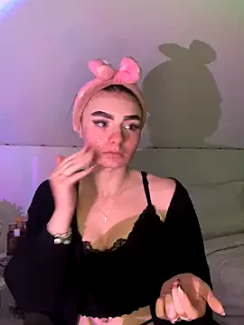 AdelinaAlia Image 15