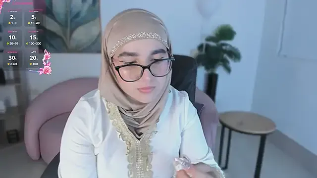 Ayha_khalaf Image 16