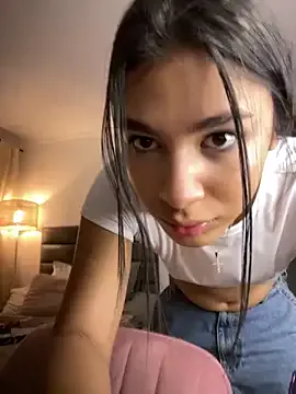 IsabelleFoxx_ Image 2