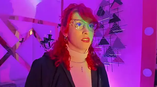 Juliana_Saenzz's Thumb Image