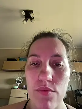 Nicole-Ray's Thumb Image