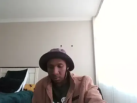 Phoenixxxx01's Thumb Image